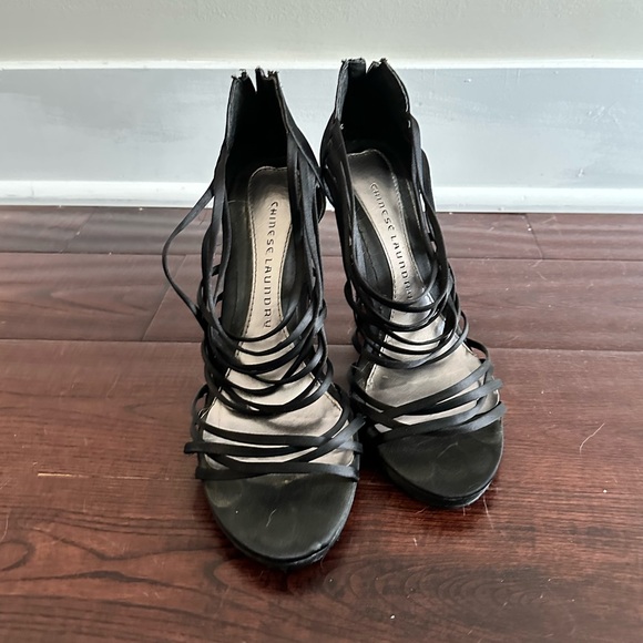 Chinese Laundry Strappy Black Heel - Picture 5 of 8
